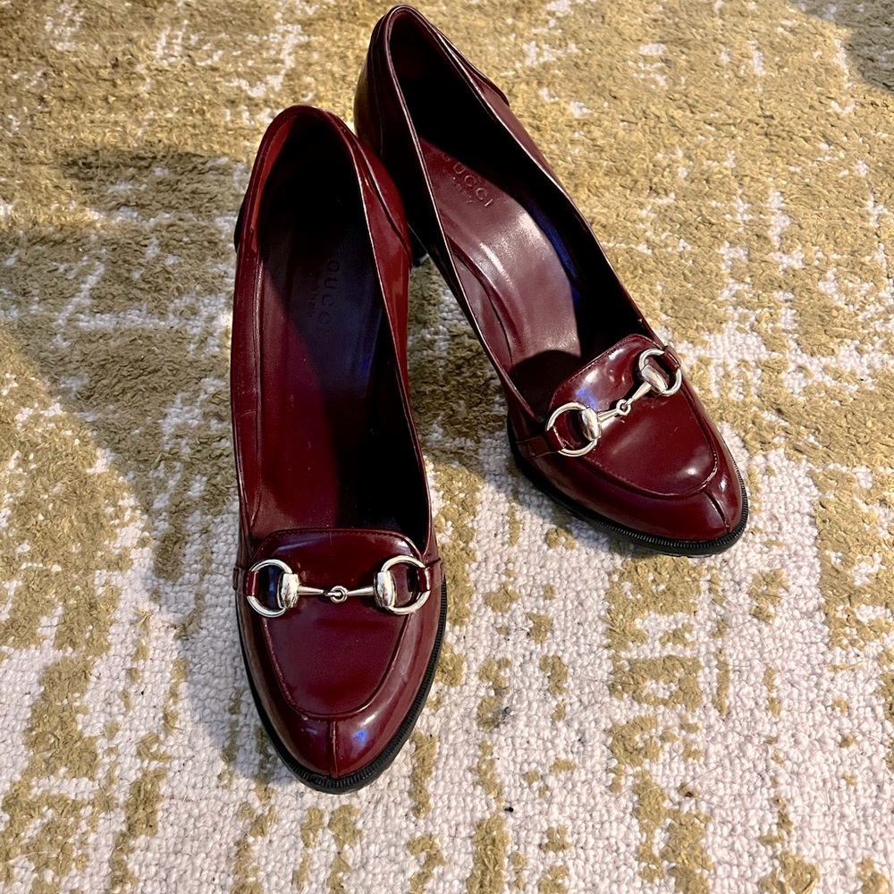 Gucci horsebit patent leather heels